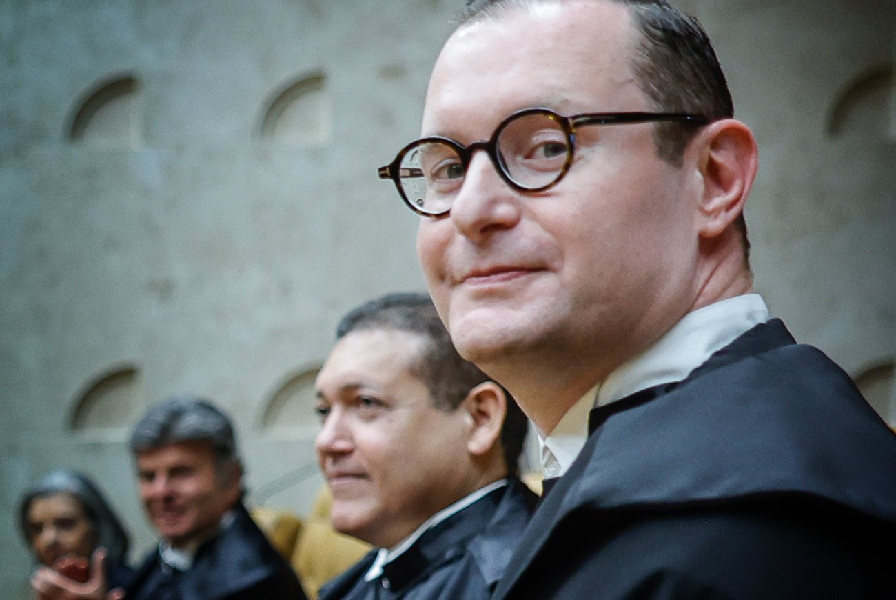 66% dos brasileiros vai votar em candidatos comprometidos com impeachment de ministros do STF, aponta pesquisa