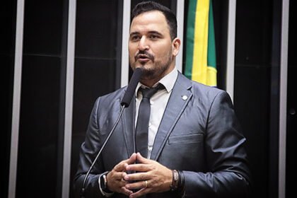 Fachada do Tribunal Regional Eleitoral de Rondônia, onde foi confirmada a condenação do deputado Rafael Fera por desinformação eleitoral