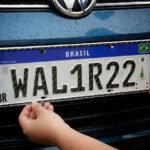 Placa Mercosul com cidade e estado modelo aprovado Câmara 2026